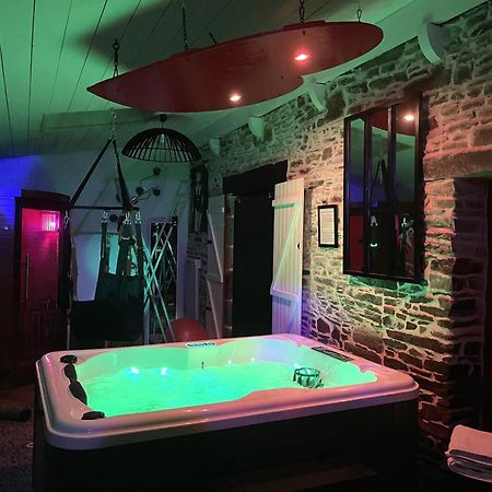 Love Room Donjon Dol In Love Bdsm Доль-де-Бретань Экстерьер фото